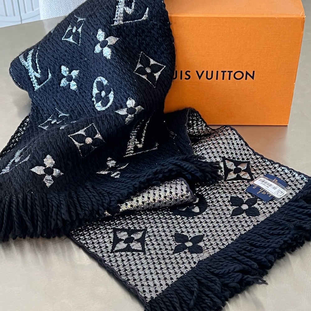 Authentic Louis Vuitton Monogram Black and Silver Scarf